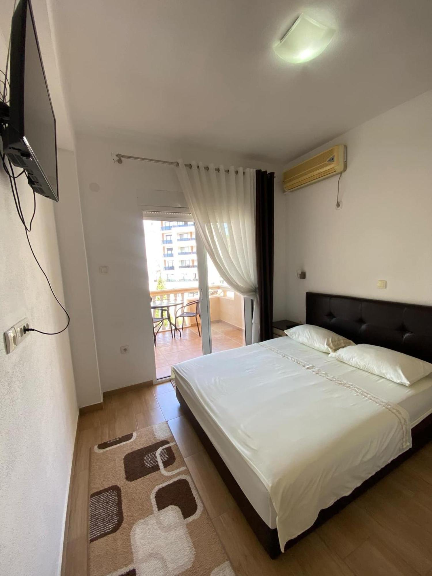 Dragovoja Lux Apartments & Rooms 울친 외부 사진
