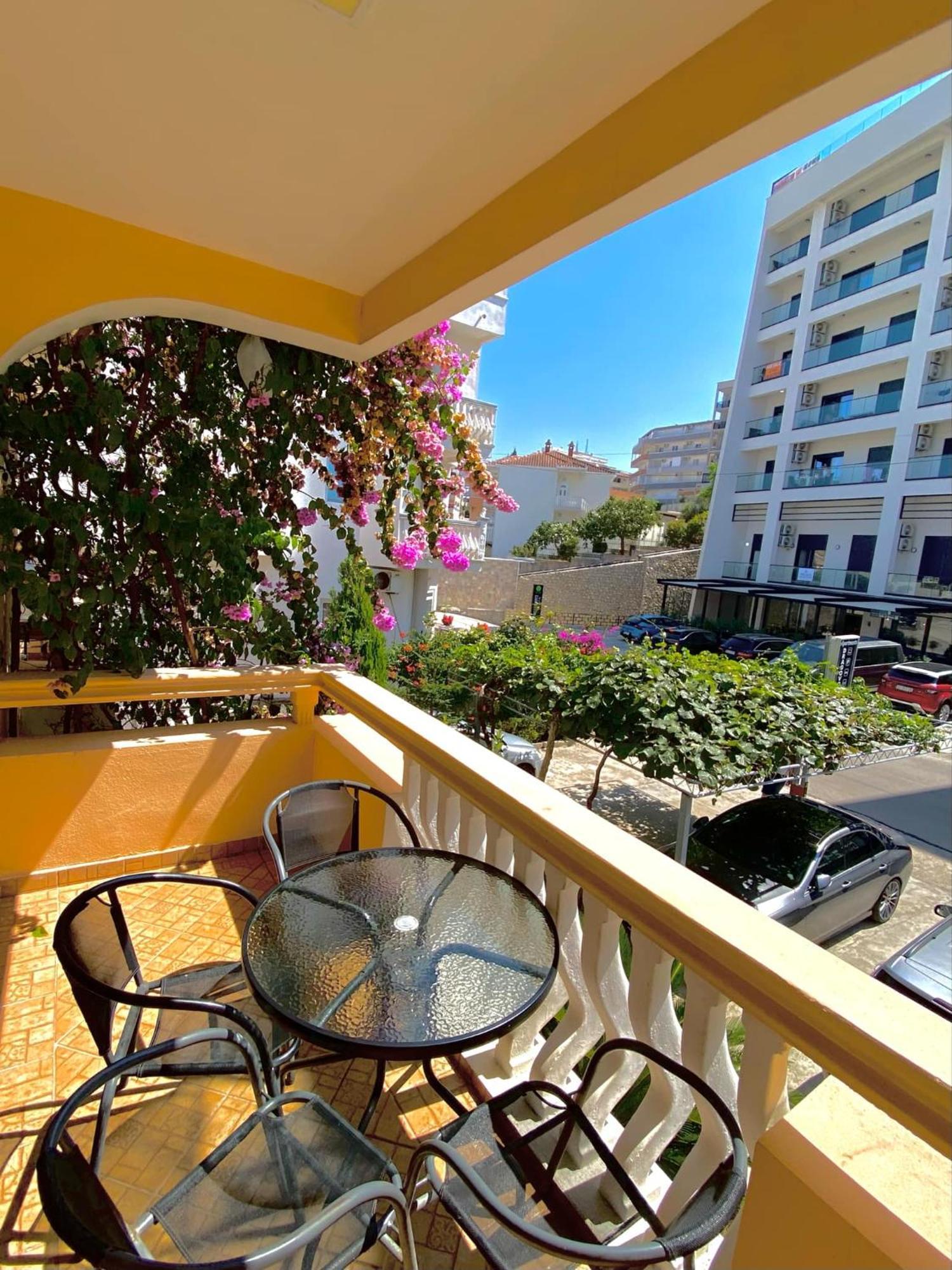 Dragovoja Lux Apartments & Rooms 울친 외부 사진
