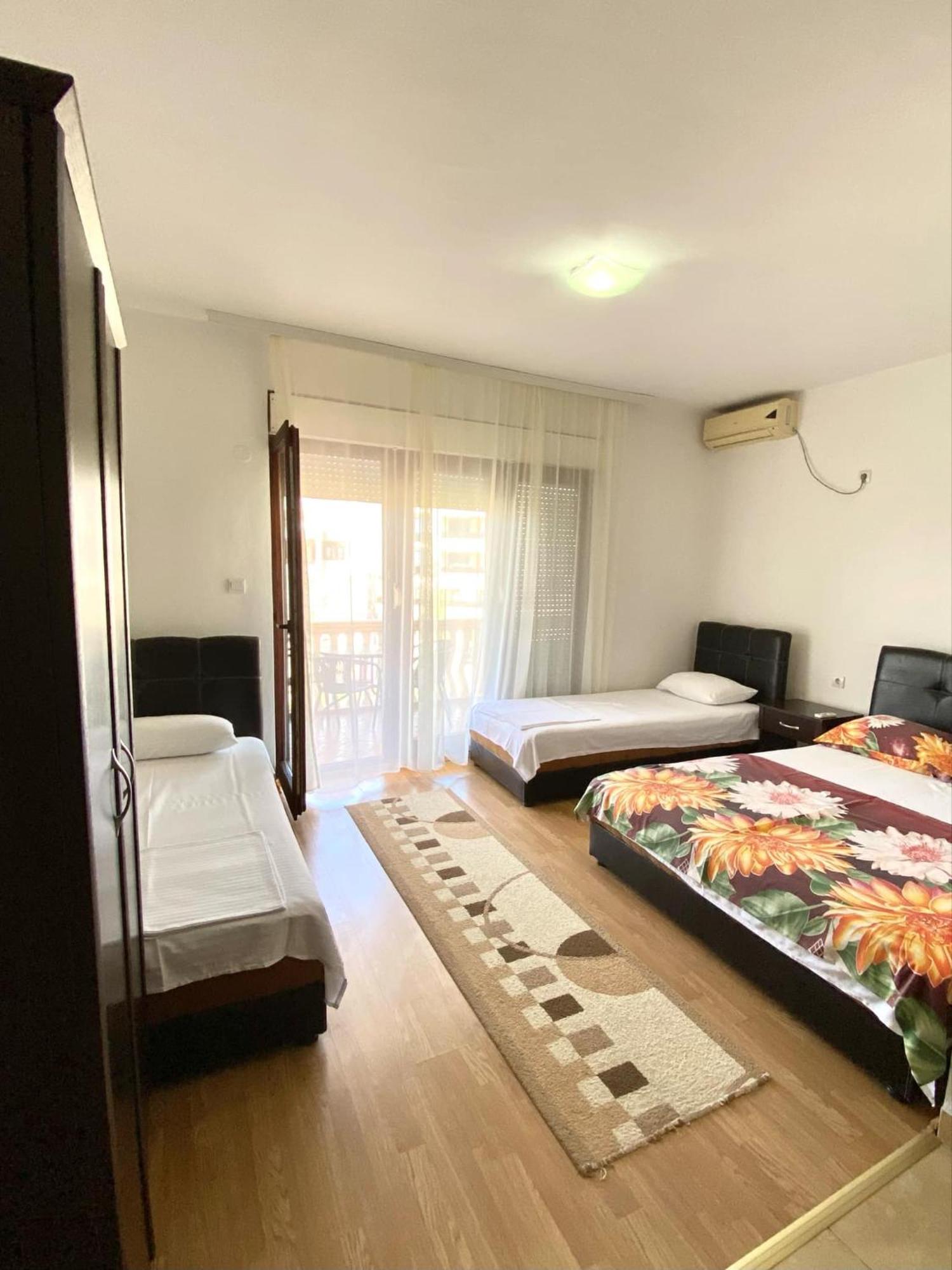 Dragovoja Lux Apartments & Rooms 울친 외부 사진