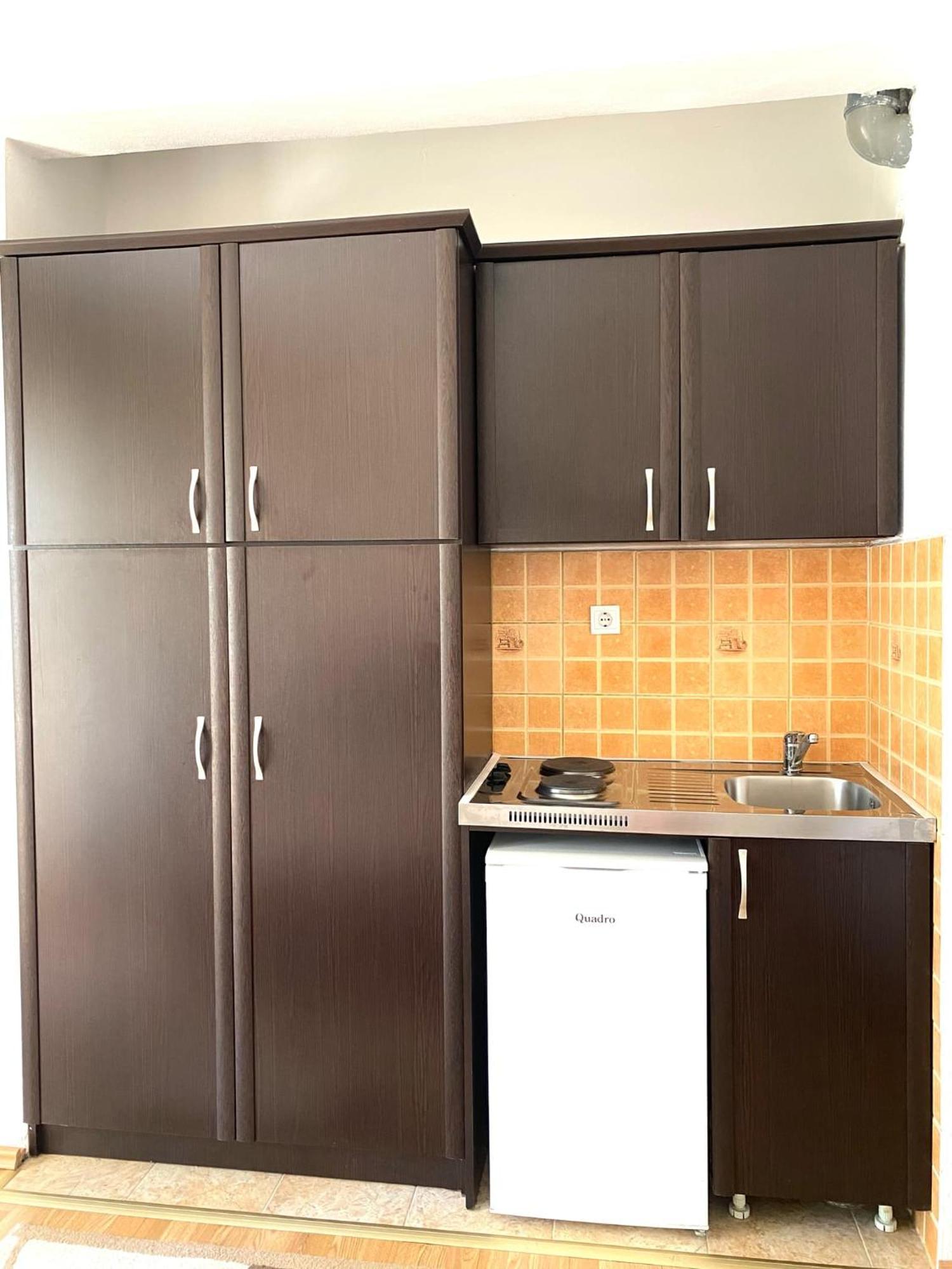 Dragovoja Lux Apartments & Rooms 울친 외부 사진