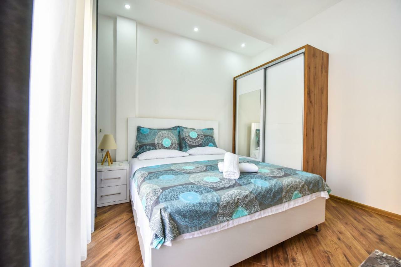 Dragovoja Lux Apartments & Rooms 울친 외부 사진