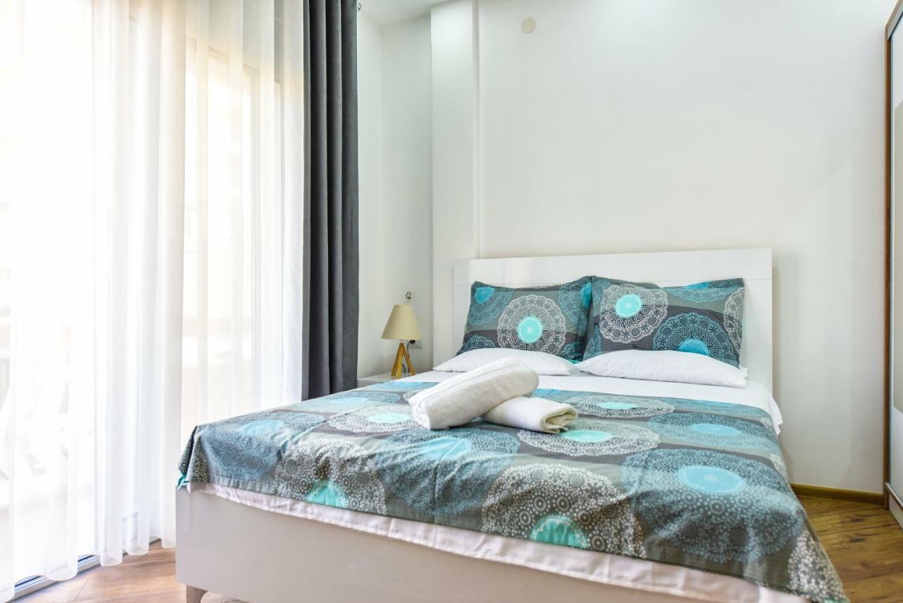 Dragovoja Lux Apartments & Rooms 울친 외부 사진